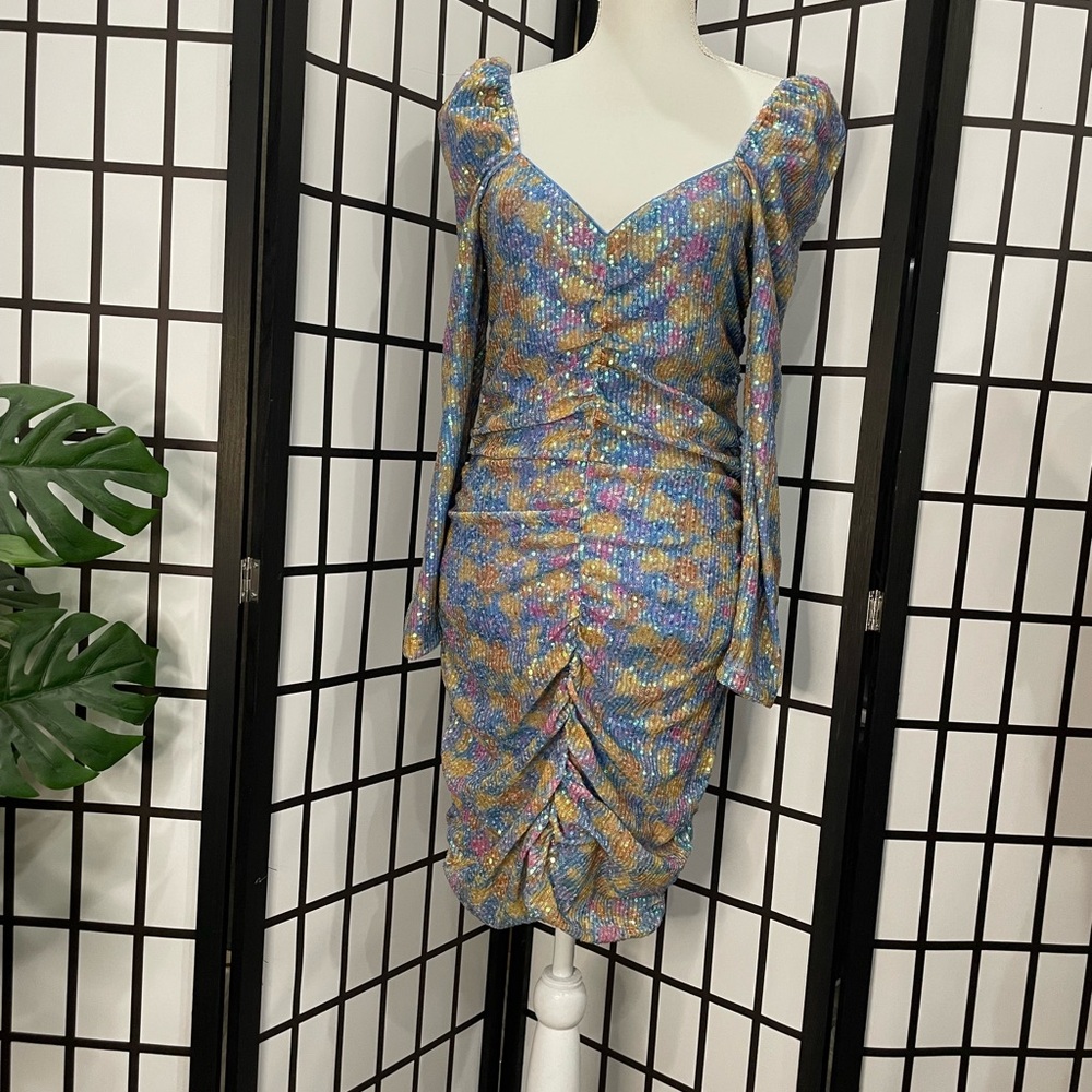 SAYLOR Vibrant Long Sleeve Dress